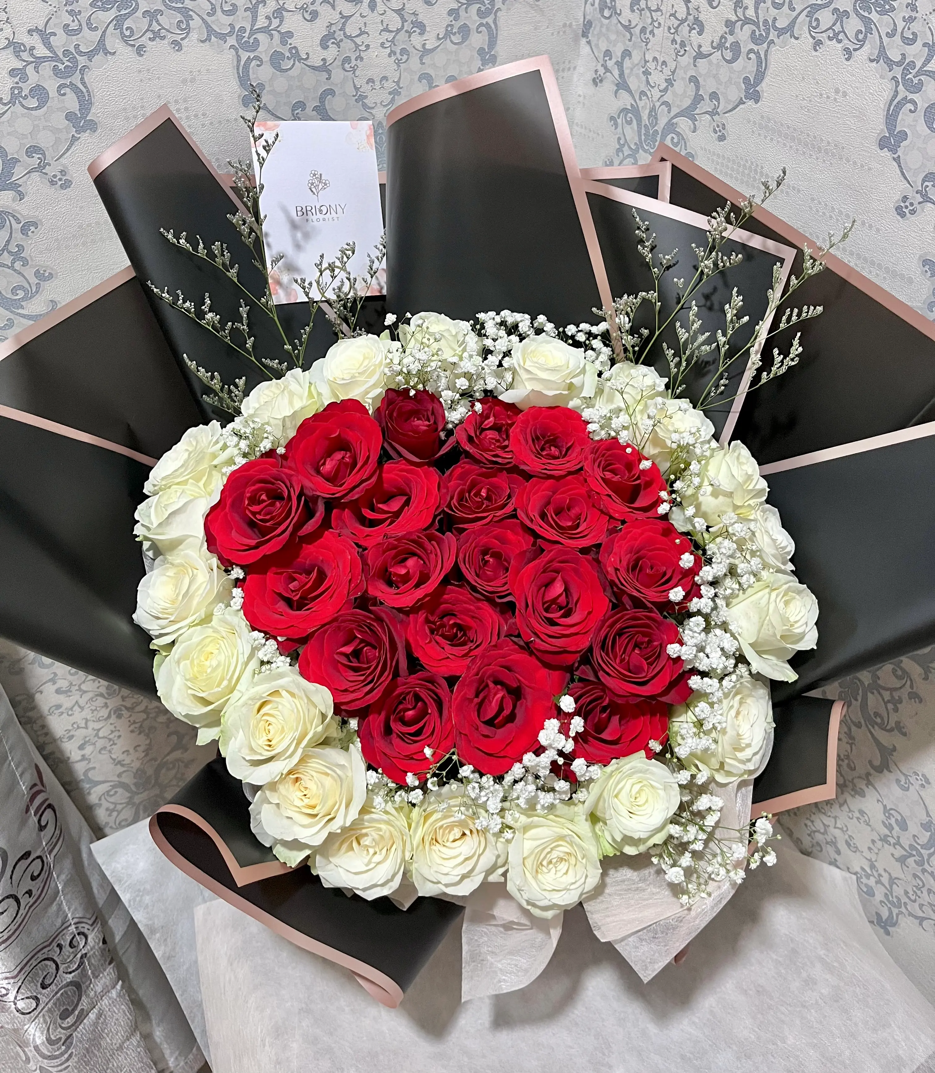 Large bouquet bunga premium mewah dari Briony Florist